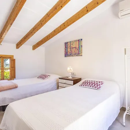 House Diana 454 Tatil Evi Campanet